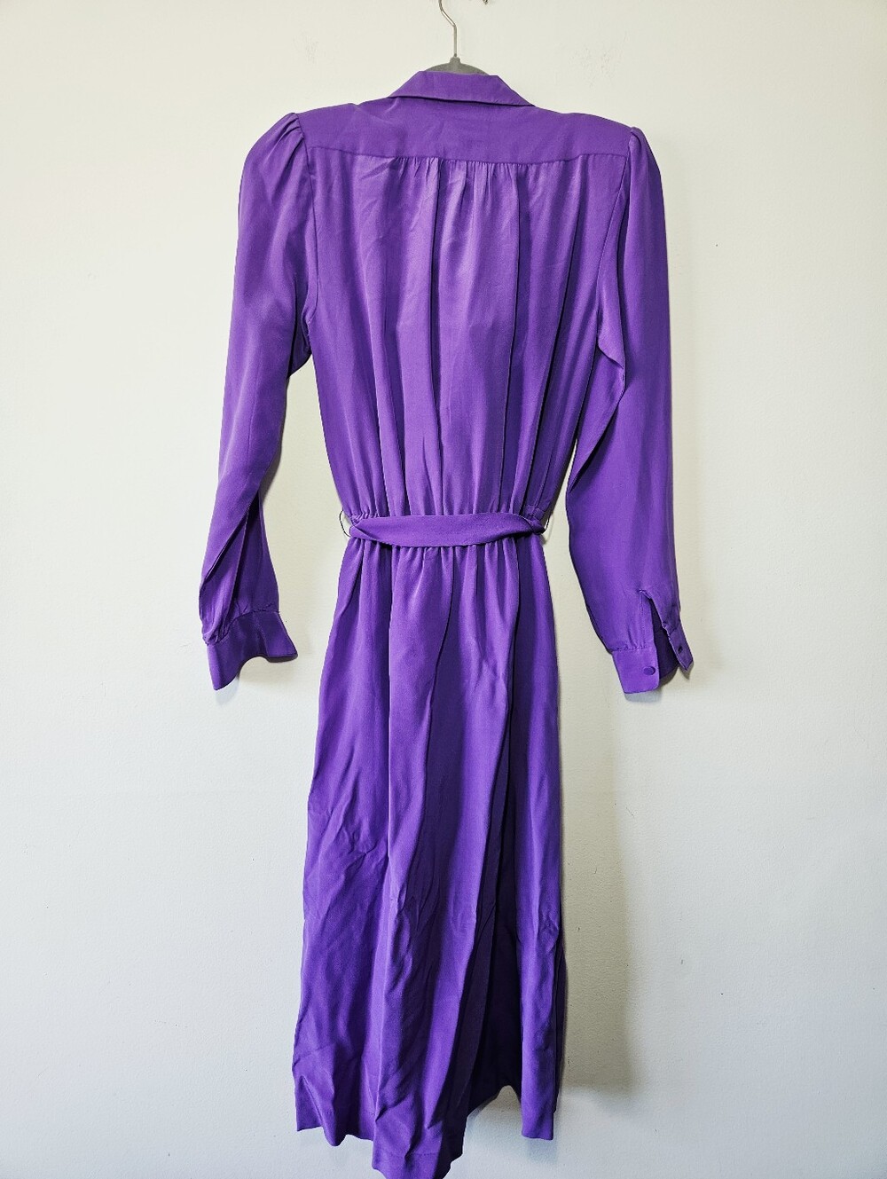 Vintage 80s 100% Silk Eaton Dress Size 7 (M) Purple Shoulder Pads Retro Midi - Picture 3 of 5